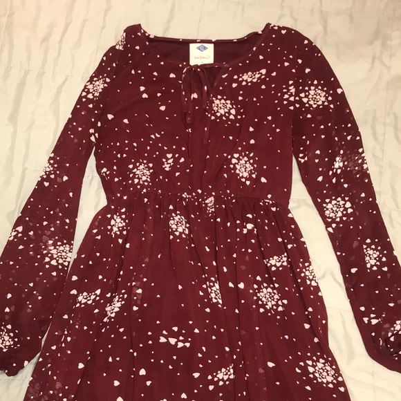 Patterned Dress - Picture 1 of 3